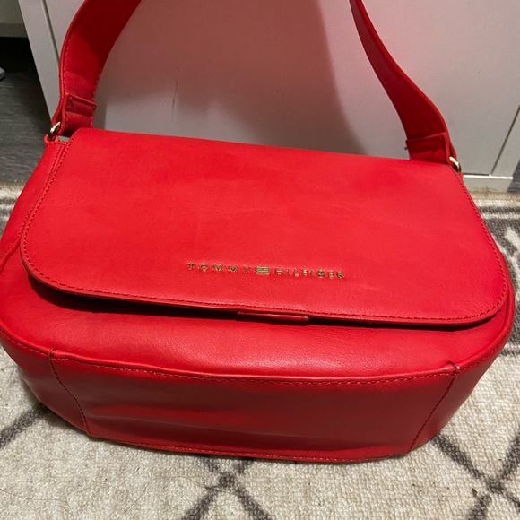 Tommy Hilfiger Saddle Bag - Picture 9 of 10